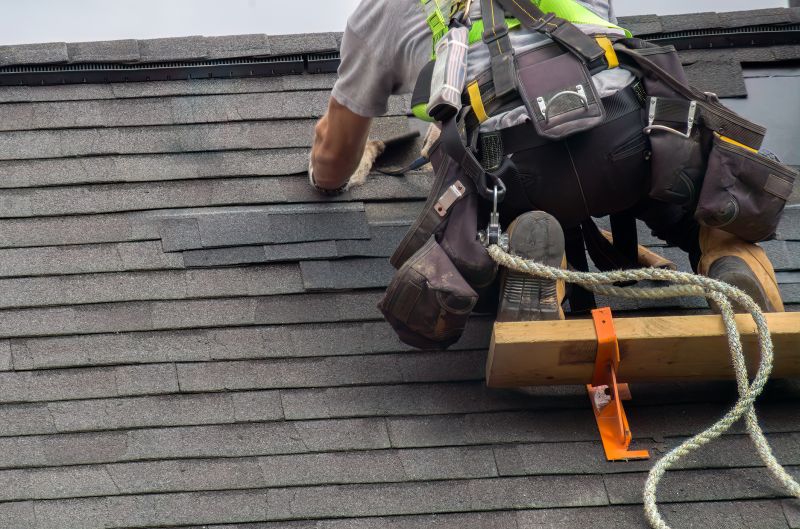 Asphalt Roofing Service in New Castle, DE